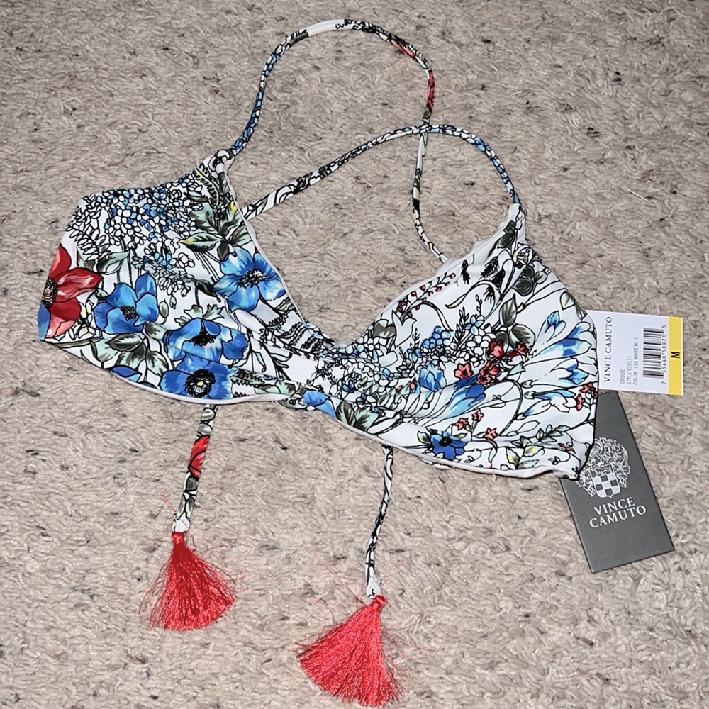 NWT Vince Camuto Swim Top